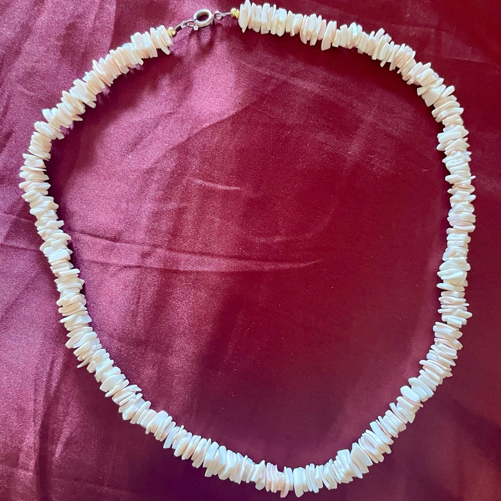 Vintage White Puka Sea Shell Necklace